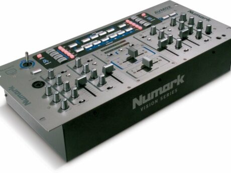 Numark AVM 02 Professional Audio/video Mixer With Effects