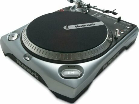 Numark TT200 Professional High-Torque Turntable